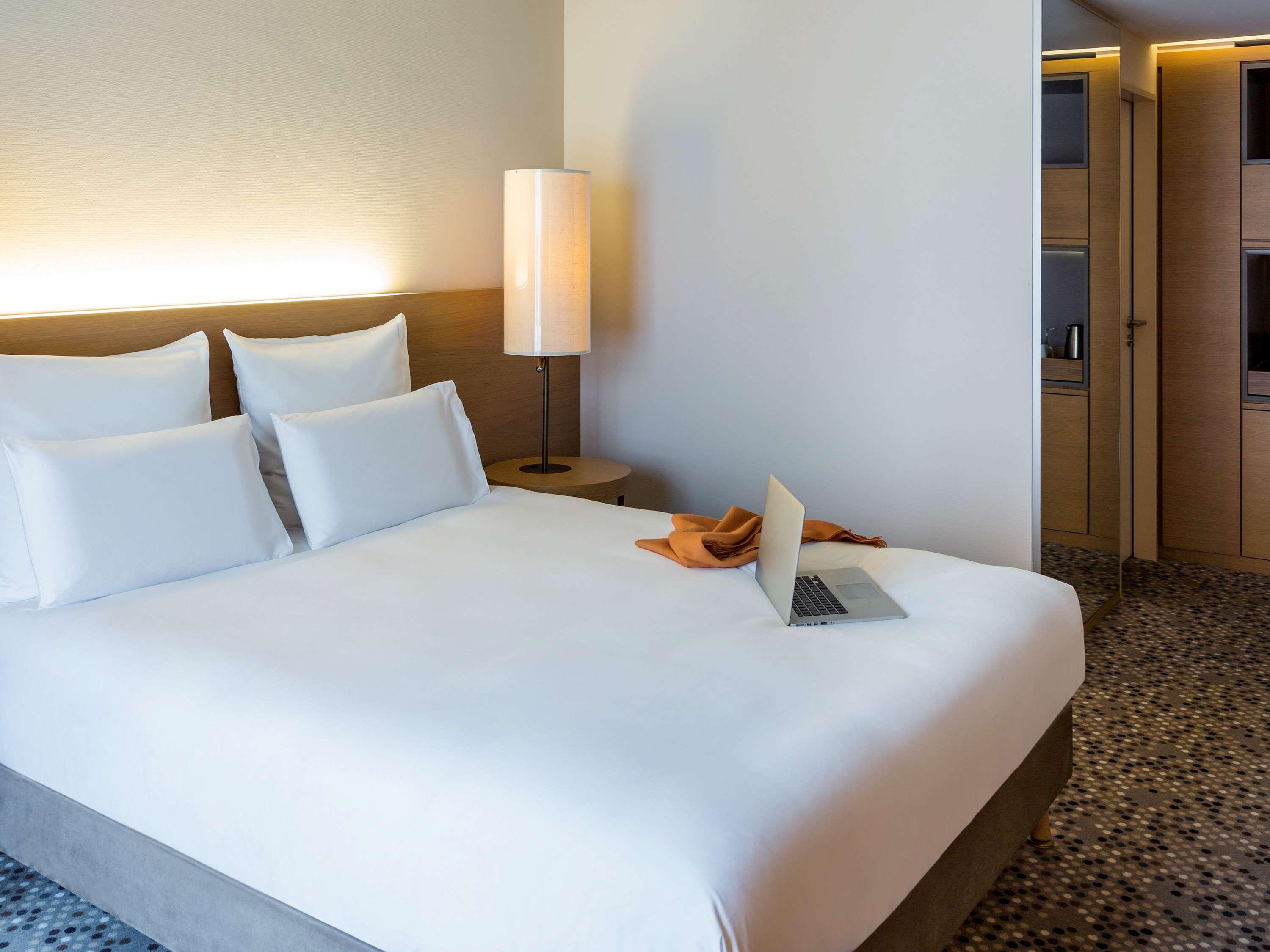 Pullman Basel Europe Ξενοδοχείο Εξωτερικό φωτογραφία