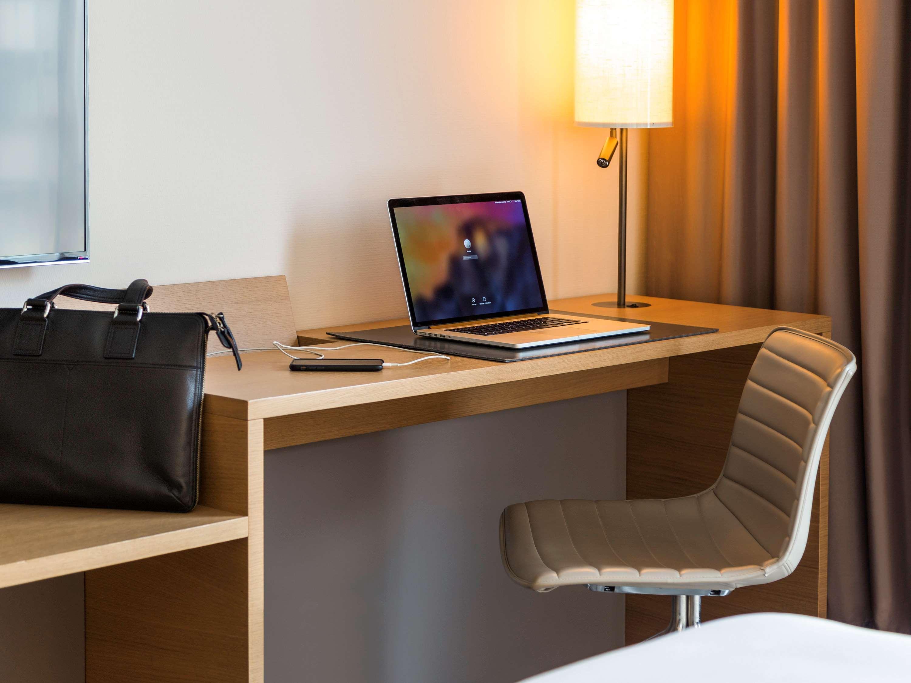 Pullman Basel Europe Ξενοδοχείο Εξωτερικό φωτογραφία