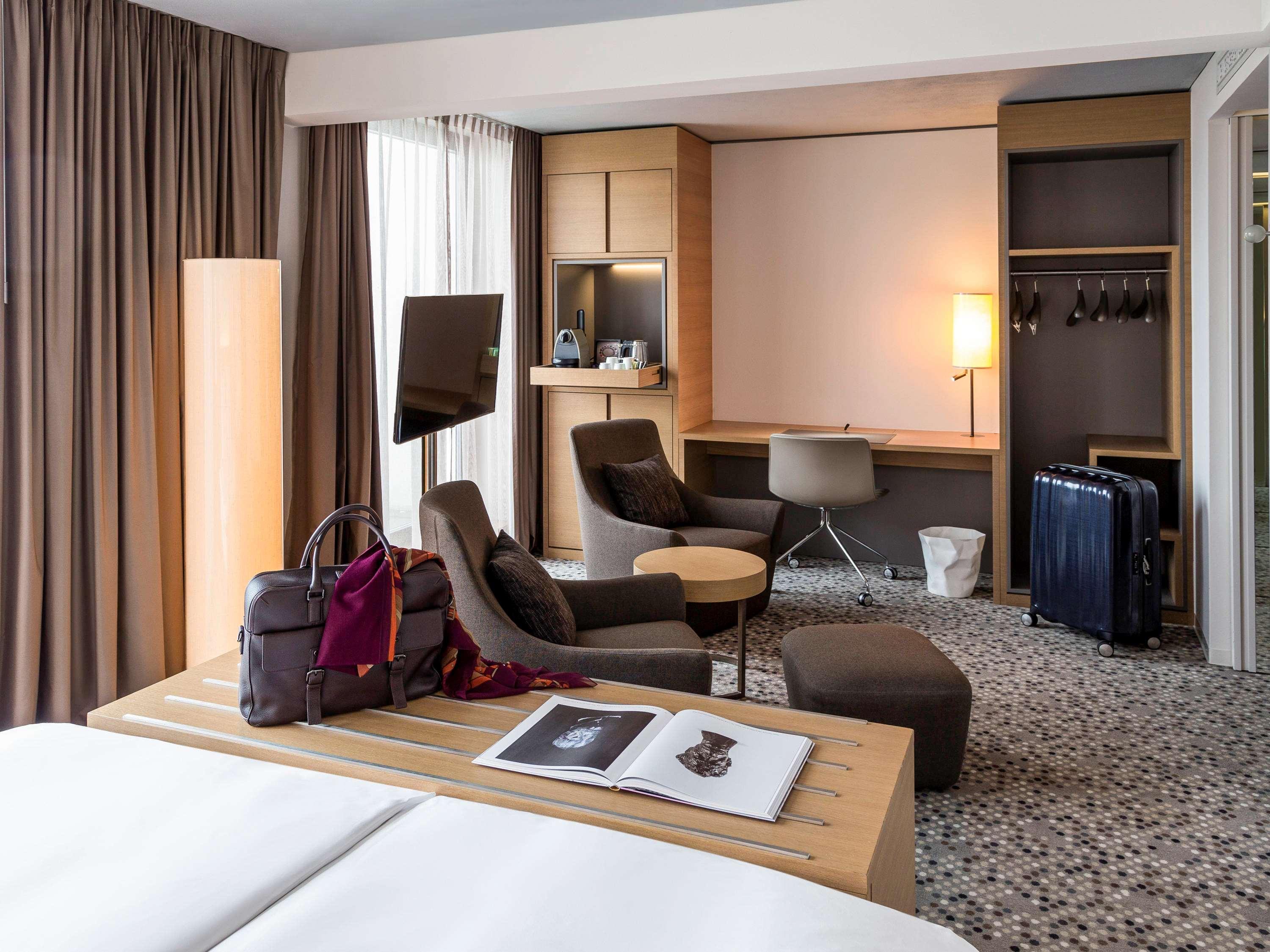 Pullman Basel Europe Ξενοδοχείο Εξωτερικό φωτογραφία